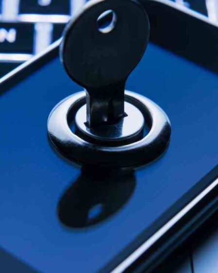 Eliminar vírus do celular