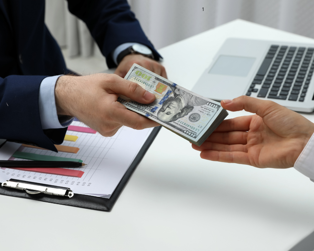 Nome sujo não significa fim das opções: entenda como funcionam alguns empréstimos